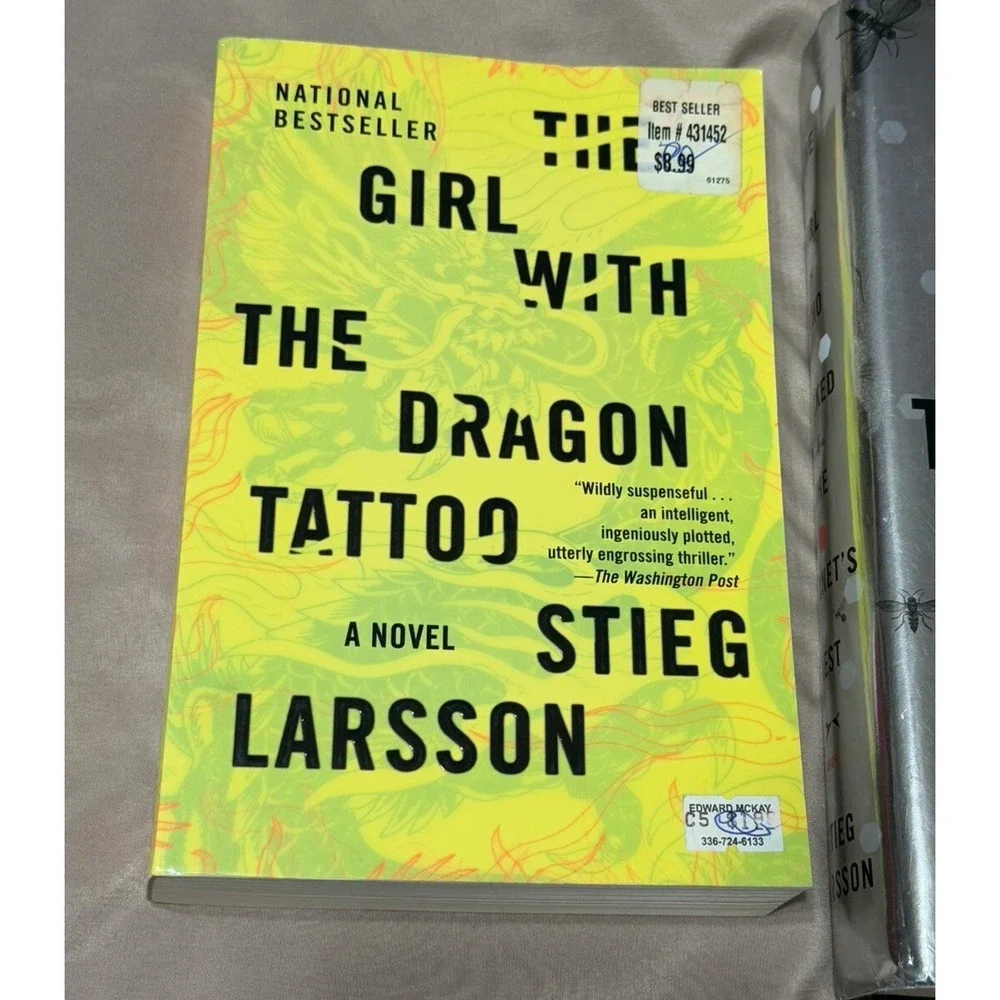 Stieg Larsson Trilogy- The Girl With the Dragon Tattoo (3)‎ Book Set